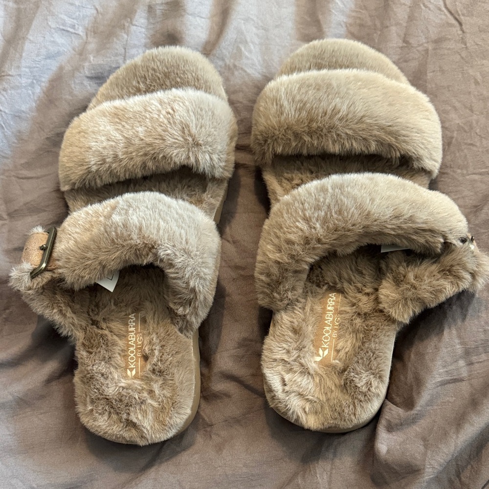 Koolaburra Plush Tan Slides